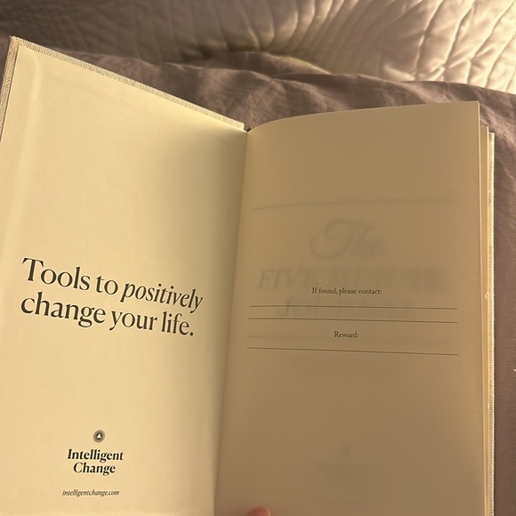 Five Minute Journal - Picture 2 of 2